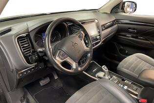 Mitsubishi Outlander PHEV vaihtoauto