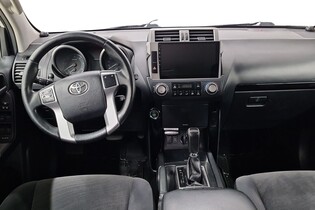 Toyota Land Cruiser vaihtoauto