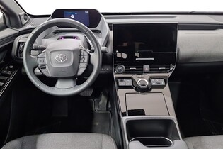 Toyota bZ4X vaihtoauto