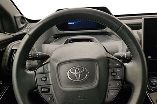 Toyota bZ4X vaihtoauto