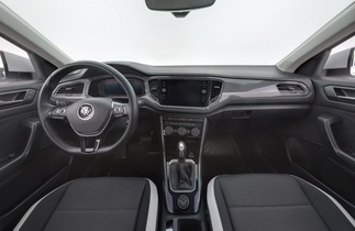 Volkswagen T-Roc vaihtoauto