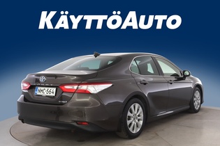 Toyota Camry vaihtoauto