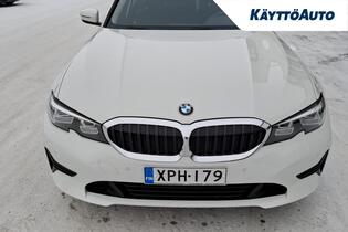 BMW 320 vaihtoauto