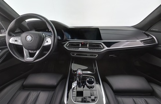BMW X7 vaihtoauto