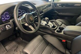 Porsche Cayenne vaihtoauto