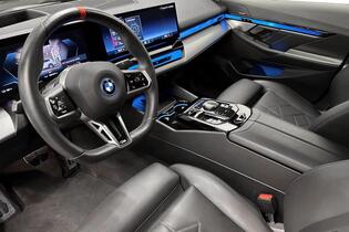 BMW i5 M60 vaihtoauto