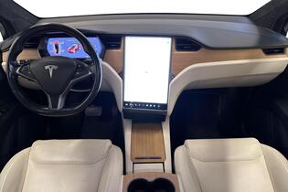 Tesla Model X vaihtoauto