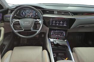 Audi e-tron vaihtoauto