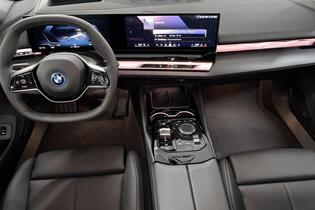 BMW i5 vaihtoauto
