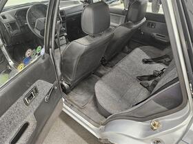 Mazda 323 vaihtoauto