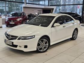 Honda Accord vaihtoauto