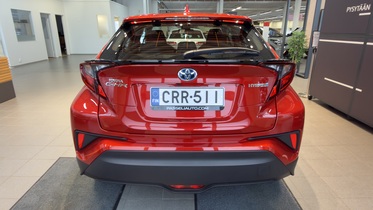 Toyota C-HR vaihtoauto