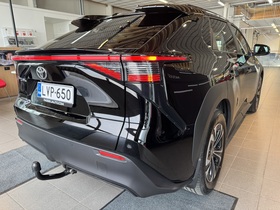 Toyota bZ4X vaihtoauto