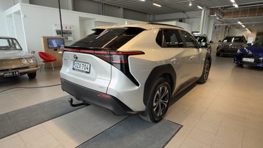 Toyota bZ4X vaihtoauto