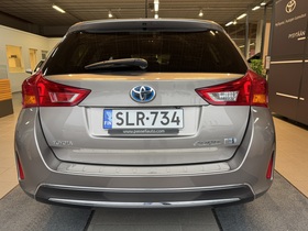 Toyota Auris vaihtoauto