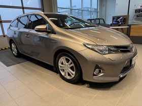 Toyota Auris vaihtoauto