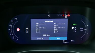 Volvo EC40 vaihtoauto