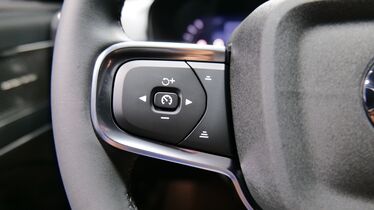 Volvo EC40 vaihtoauto