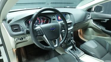 Volvo V40 vaihtoauto