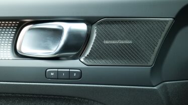 Volvo EC40 vaihtoauto