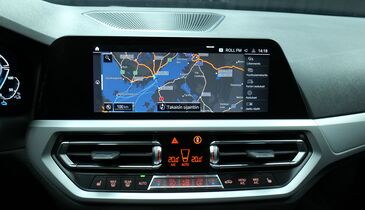 BMW 330 vaihtoauto