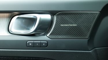 Volvo EX40 vaihtoauto