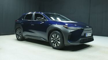 Toyota bZ4X vaihtoauto