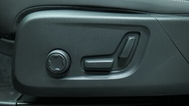 Volvo EX40 vaihtoauto