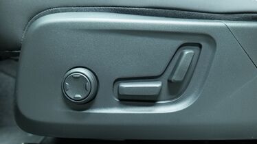 Volvo EX40 vaihtoauto