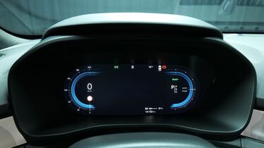 Volvo EX40 vaihtoauto