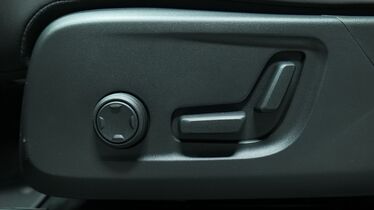 Volvo EX40 vaihtoauto