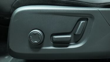 Volvo EX40 vaihtoauto