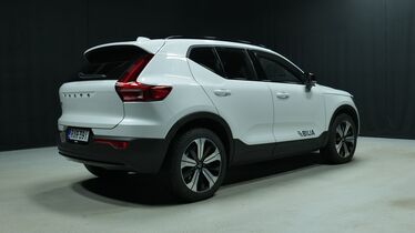 Volvo EX40 vaihtoauto