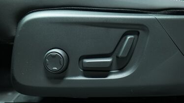 Volvo EX40 vaihtoauto