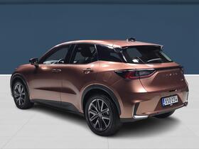 Lexus LBX vaihtoauto