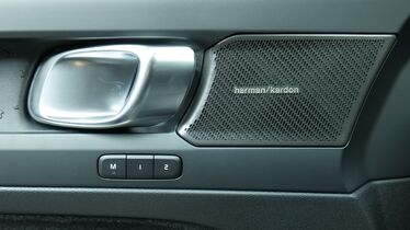 Volvo EX40 vaihtoauto