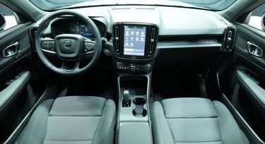 Volvo EX40 vaihtoauto