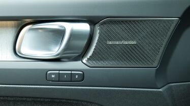 Volvo EX40 vaihtoauto