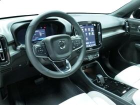 Volvo EX40 vaihtoauto