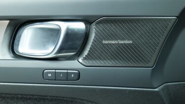 Volvo EX40 vaihtoauto