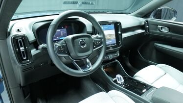 Volvo EX40 vaihtoauto