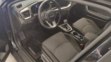 Kia XCeed vaihtoauto