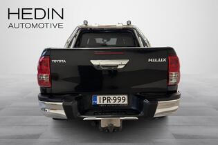 Toyota Hilux vaihtoauto