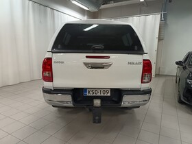 Toyota Hilux vaihtoauto