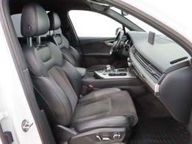Audi Q7 vaihtoauto