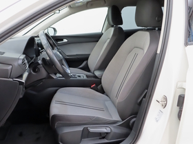 SEAT Leon Sportstourer vaihtoauto