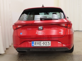 SEAT Leon Sportstourer vaihtoauto