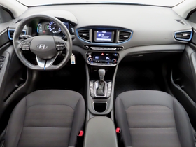 Hyundai IONIQ hybrid vaihtoauto