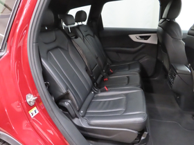 Audi Q7 vaihtoauto