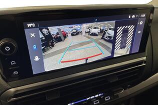 Opel Vivaro vaihtoauto